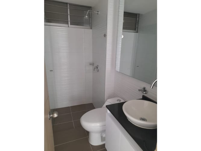 Apartamento de 2 alcobas en arriendo en Ricaurte, 58 m² · foto 15 de 24