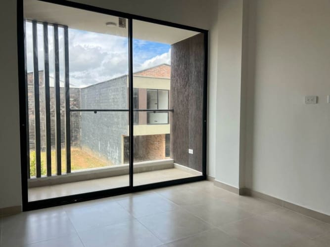 Casa de 3 alcobas en venta en La Ceja, 128 m² · foto 8 de 10