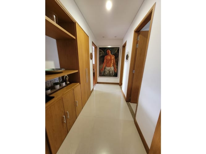 Apartamento de 4 alcobas en venta en Cabecera Del Llano, Bucaramanga, 265 m² · foto 11 de 23