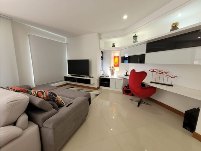 Apartamento de 4 alcobas en venta en Cabecera Del Llano, Bucaramanga, 265 m² · foto 15 de 23
