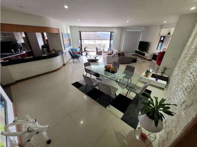 Apartamento de 4 alcobas en venta en Cabecera Del Llano, Bucaramanga, 265 m² · foto 22 de 23