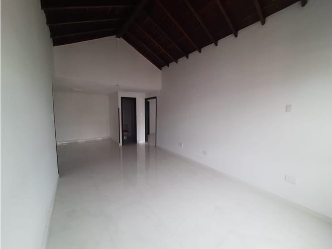 Apartamento de 4 alcobas en venta en Palomitas Del Progreso, Floridablanca, 132 m² · foto 5 de 24