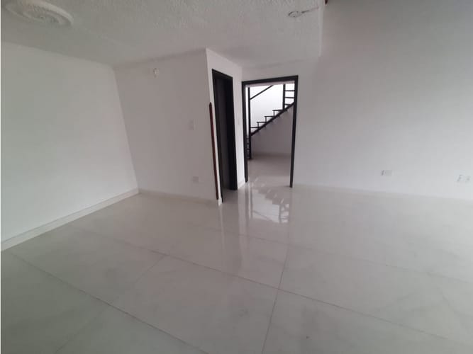 Apartamento de 4 alcobas en venta en Palomitas Del Progreso, Floridablanca, 132 m² · foto 16 de 24