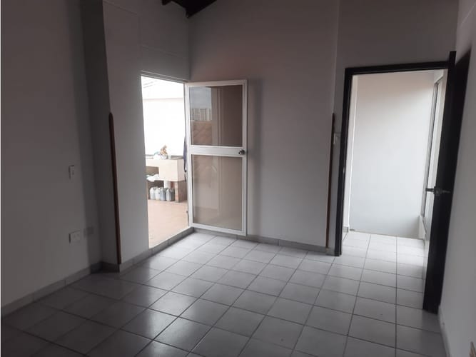 Apartamento de 4 alcobas en venta en Palomitas Del Progreso, Floridablanca, 132 m² · foto 18 de 24