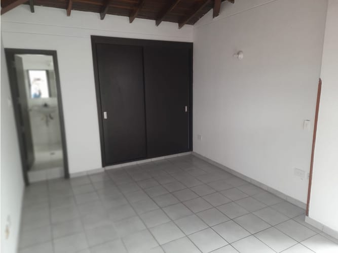 Apartamento de 4 alcobas en venta en Palomitas Del Progreso, Floridablanca, 132 m² · foto 22 de 24