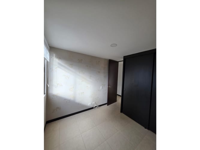 Apartamento de 3 alcobas en arriendo en Loma Del Indio, Medellín, 90 m² · foto 8 de 22