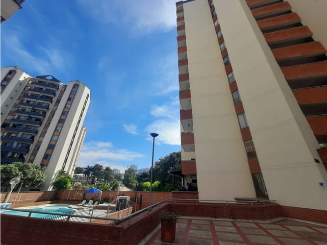 Apartamento de 3 alcobas en venta en Ciudadela Real De Minas, Bucaramanga, 93 m² · foto 2 de 24
