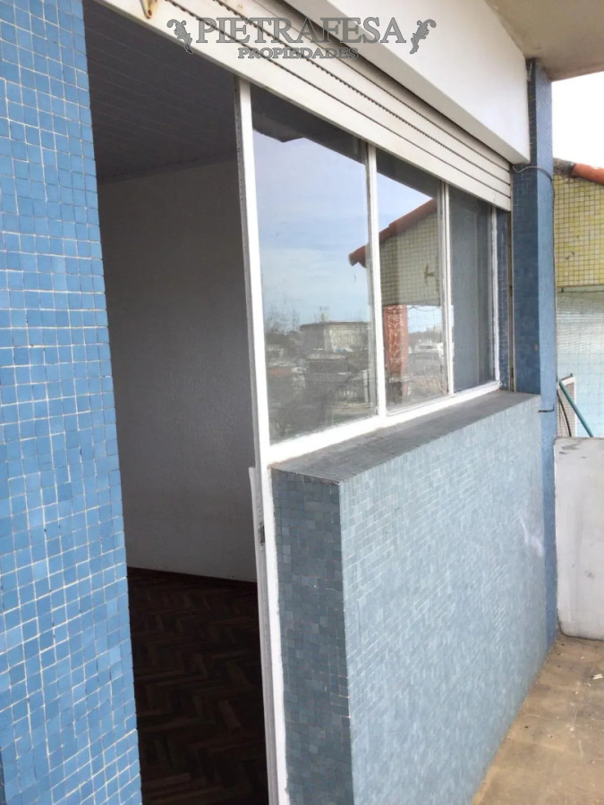 Apartamento en alquiler, 1 dormitorio, 1 baño y terraza. Mercado Modelo. · Foto 2