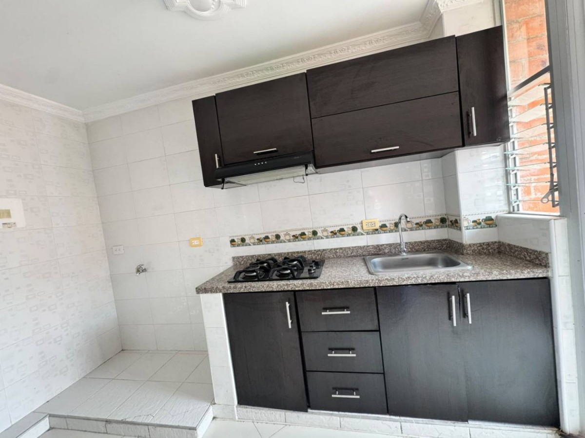 Apartamento en arriendo en El Salado, Ibagué · foto 5 de 24
