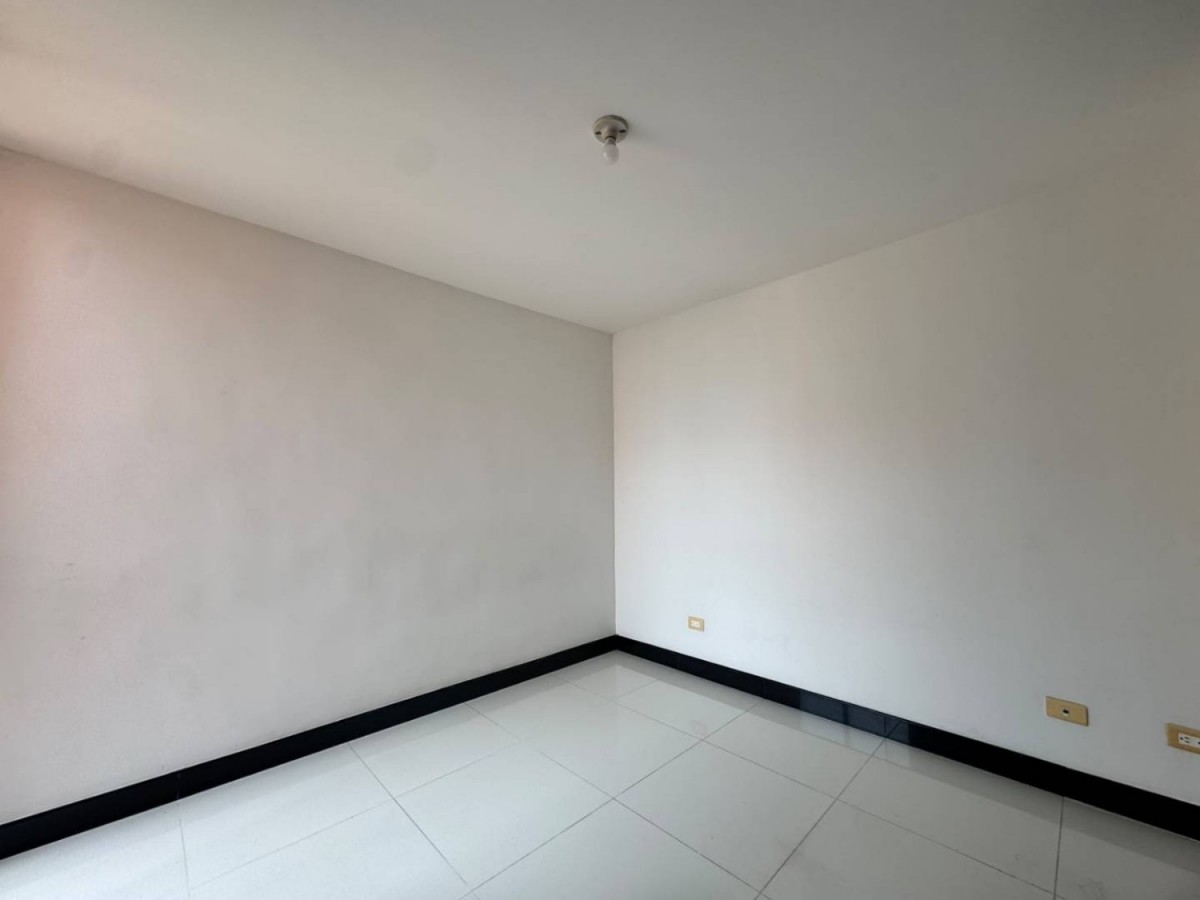 Apartamento en arriendo en El Salado, Ibagué · foto 10 de 24