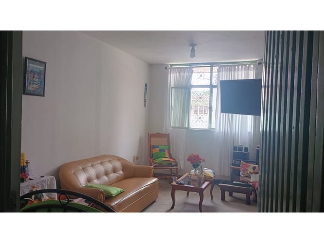 Casa de 9 alcobas en venta en Estoraques I Y Ii, Bucaramanga, 112 m² · foto 6 de 20