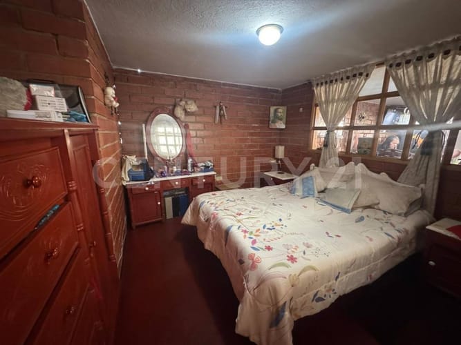 Casa de 5 alcobas en venta en La Cabaña, Bogotá, 357 m² · foto 4 de 11