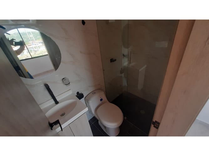 Apartamento de 3 alcobas en venta en El Llanito, Girón, 62 m² · foto 7 de 19