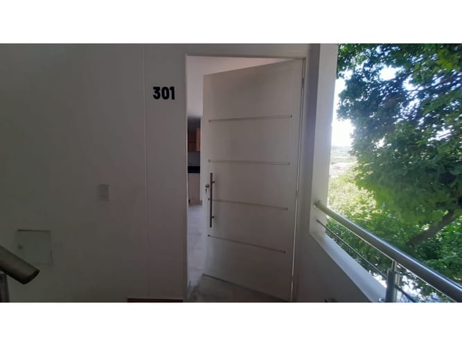 Apartamento de 3 alcobas en venta en El Llanito, Girón, 62 m² · foto 11 de 19