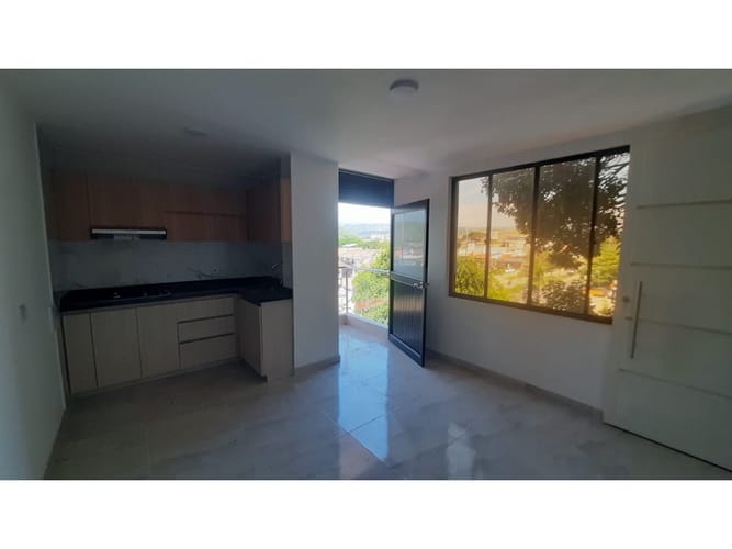 Apartamento de 3 alcobas en venta en El Llanito, Girón, 62 m² · foto 15 de 19