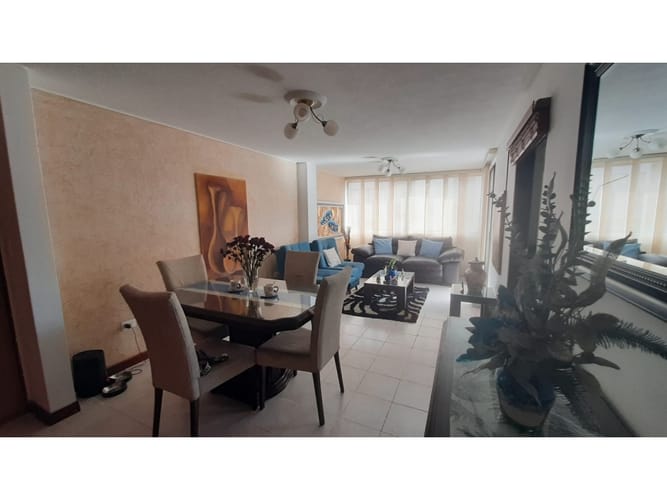 Apartamento de 4 alcobas en venta en Cañaveral, Floridablanca, 108 m² · foto 3 de 24