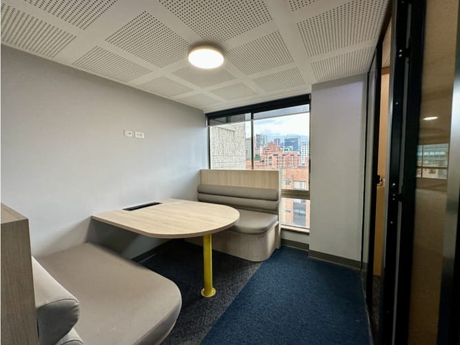 Oficina en venta en Milla De Oro, Medellín, 431 m² · foto 12 de 15
