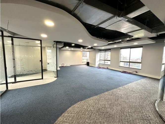 Oficina en arriendo en Milla De Oro, Medellín, 431 m² · foto 5 de 15