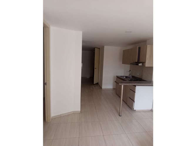 Apartamento de 3 alcobas en venta en Cabecera Del Llano Et I, Piedecuesta, 60 m² · foto 3 de 14