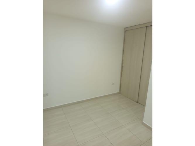 Apartamento de 3 alcobas en venta en Cabecera Del Llano Et I, Piedecuesta, 60 m² · foto 7 de 14