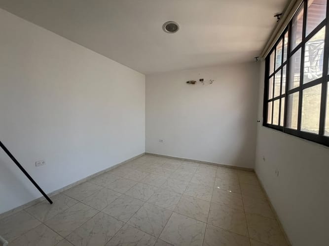 Apartamento de 2 alcobas en arriendo en Camaguey Iii Etapa, Cartagena, 85 m² · foto 2 de 8