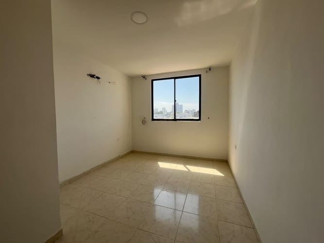 Apartamento de 2 alcobas en arriendo en Camaguey Iii Etapa, Cartagena, 85 m² · foto 3 de 8