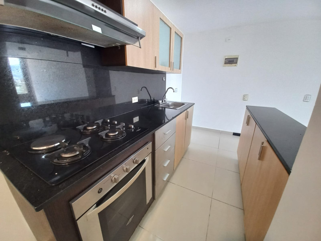 Apartamento en arriendo en Ciudad Del Río, Medellín · foto 6 de 19