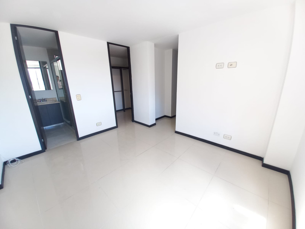 Apartamento en arriendo en Ciudad Del Río, Medellín · foto 10 de 19