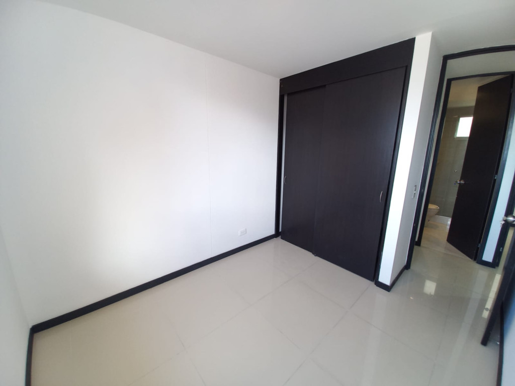 Apartamento en arriendo en Ciudad Del Río, Medellín · foto 16 de 19
