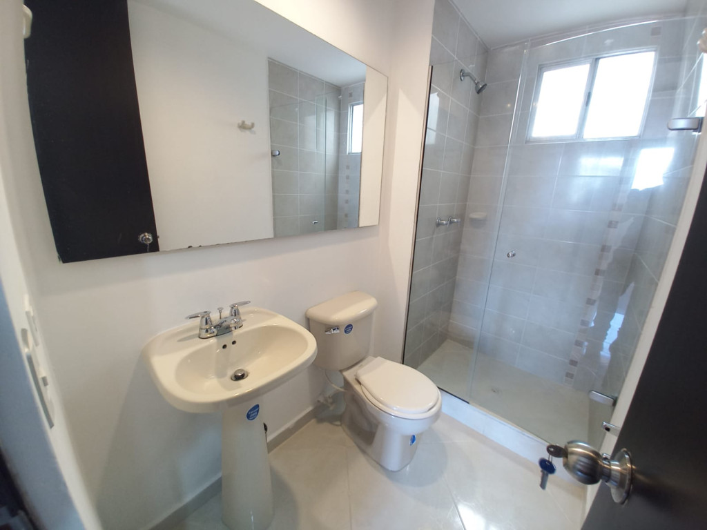 Apartamento en arriendo en Ciudad Del Río, Medellín · foto 18 de 19