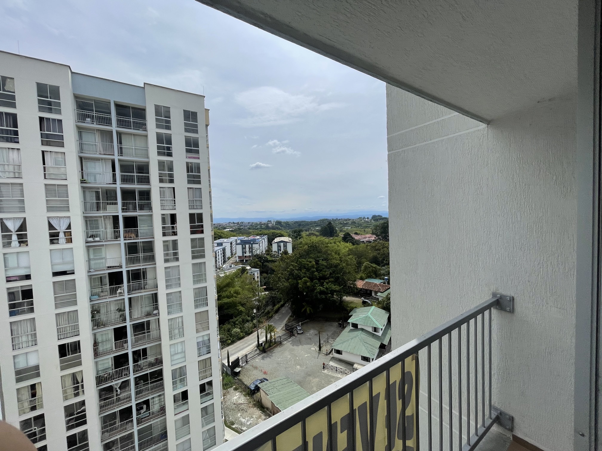 Apartamento en venta en Los Laureles, Armenia · foto 11 de 19