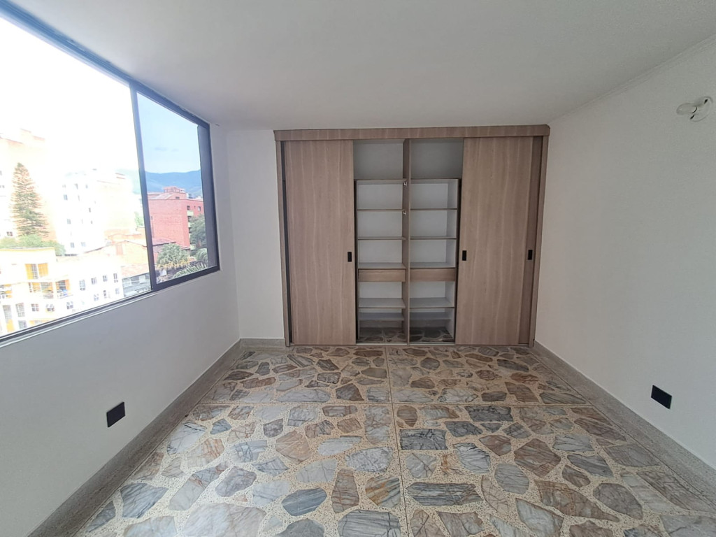Apartamento en arriendo en Laureles, Medellín · foto 9 de 20