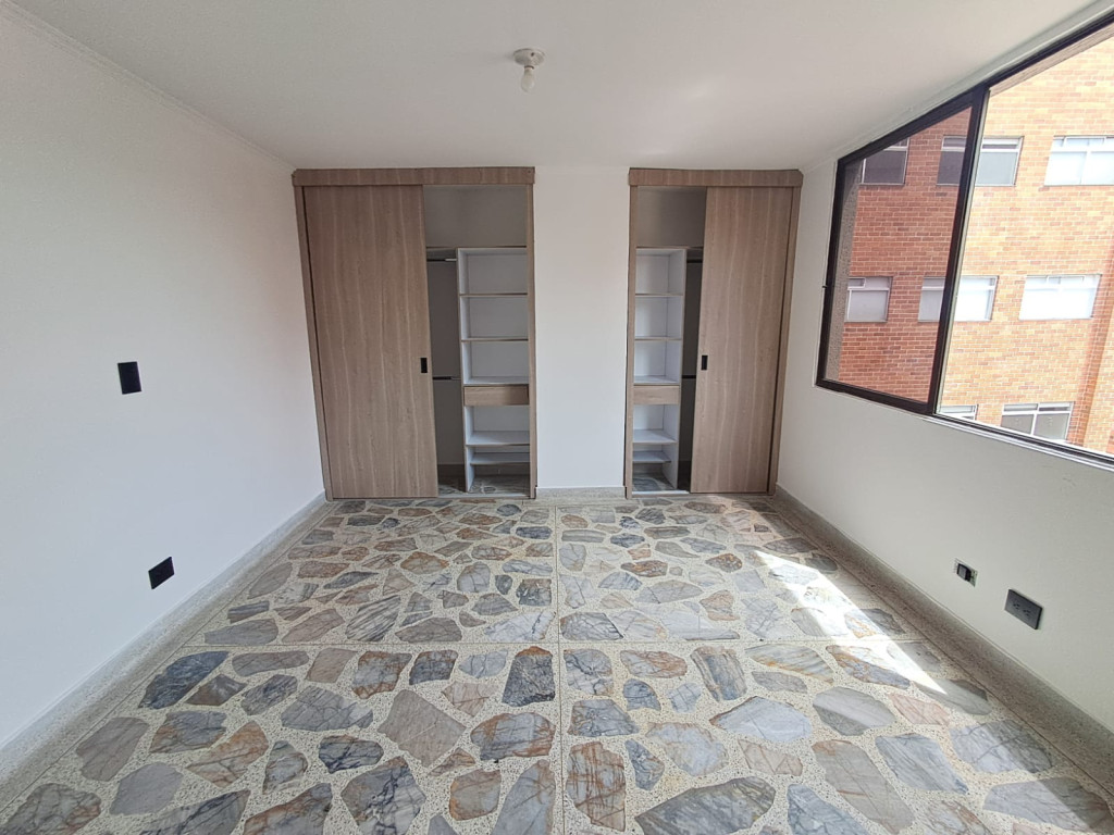 Apartamento en arriendo en Laureles, Medellín · foto 10 de 20
