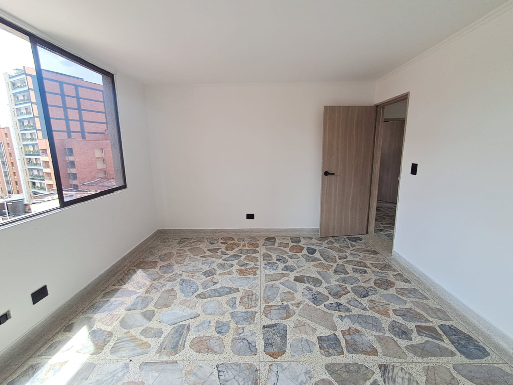Apartamento en arriendo en Laureles, Medellín · foto 14 de 20
