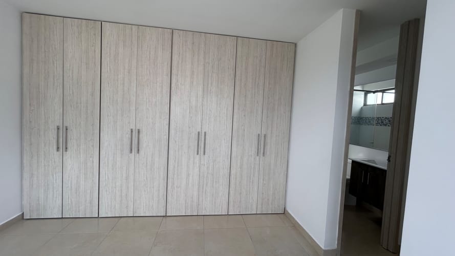 Apartamento de 3 alcobas en venta en La Samaria, Ibagué, 80 m² · foto 10 de 16