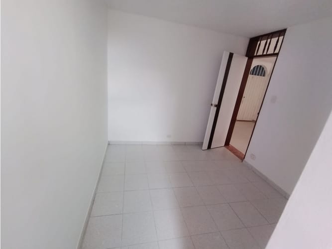Apartamento de 3 alcobas en venta en C. Torres De Monterredondo, Bucaramanga, 76 m² · foto 12 de 15
