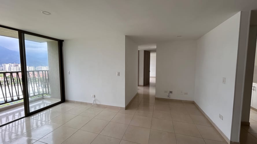 Apartamento de 3 alcobas en venta en La Samaria, Ibagué, 80 m² · foto 2 de 16