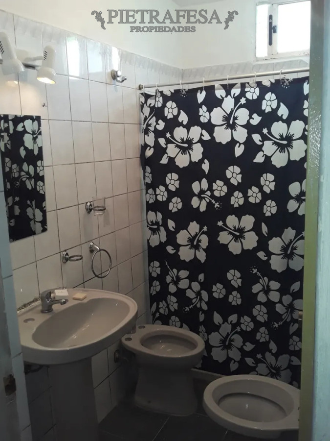 Galpón + apto en alquiler, 2 baños. Cerrito. · Foto 10