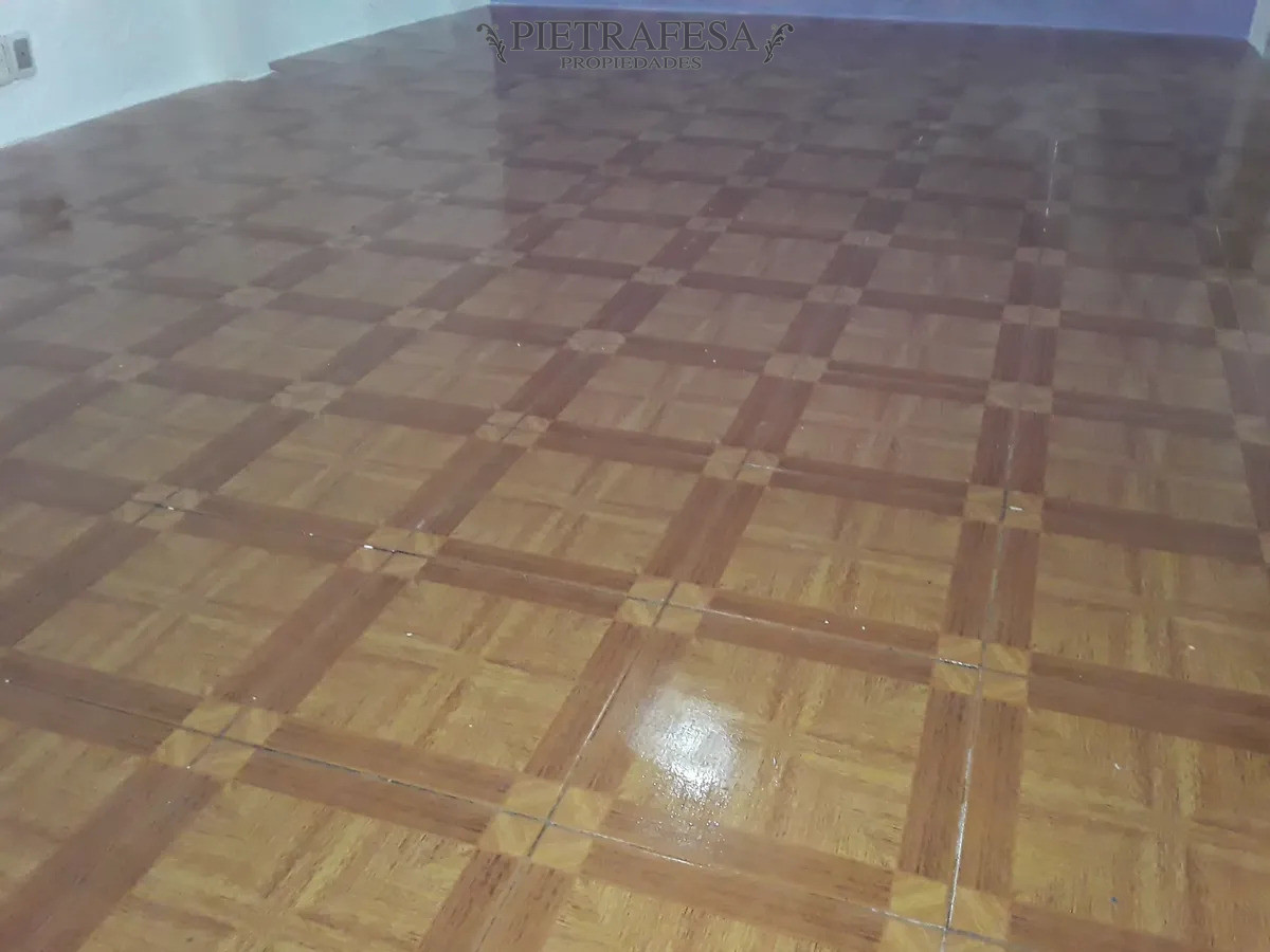 Galpón + apto en alquiler, 2 baños. Cerrito. · Foto 11