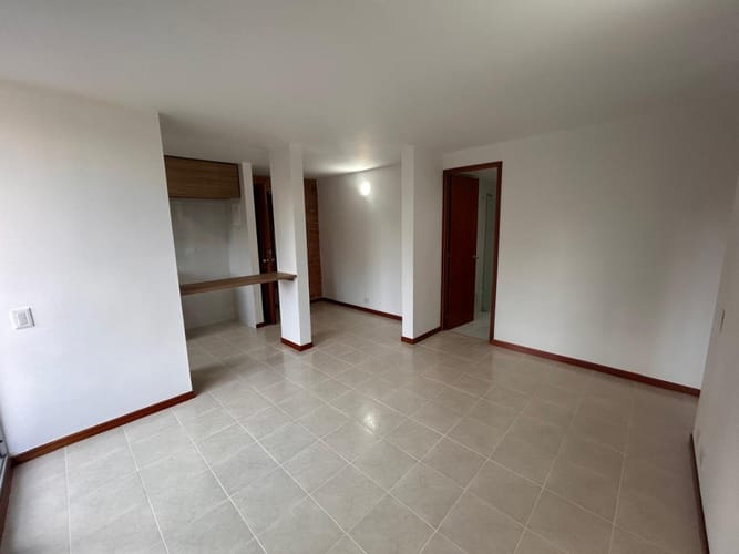 Apartamento de 2 alcobas en arriendo en Castropol, Medellín, 55 m² · foto 9 de 21