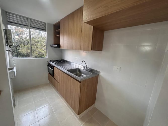 Apartamento de 2 alcobas en arriendo en Castropol, Medellín, 55 m² · foto 10 de 21