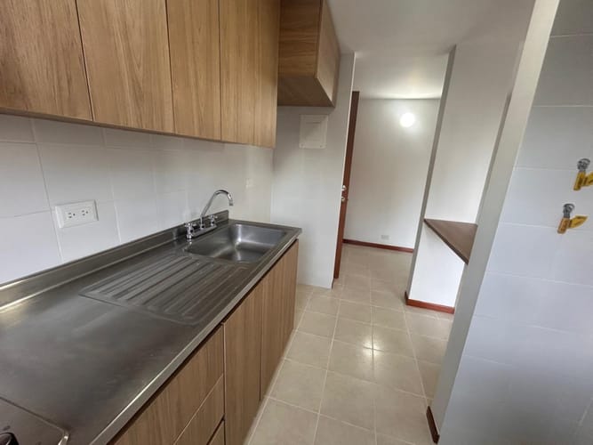 Apartamento de 2 alcobas en arriendo en Castropol, Medellín, 55 m² · foto 14 de 21