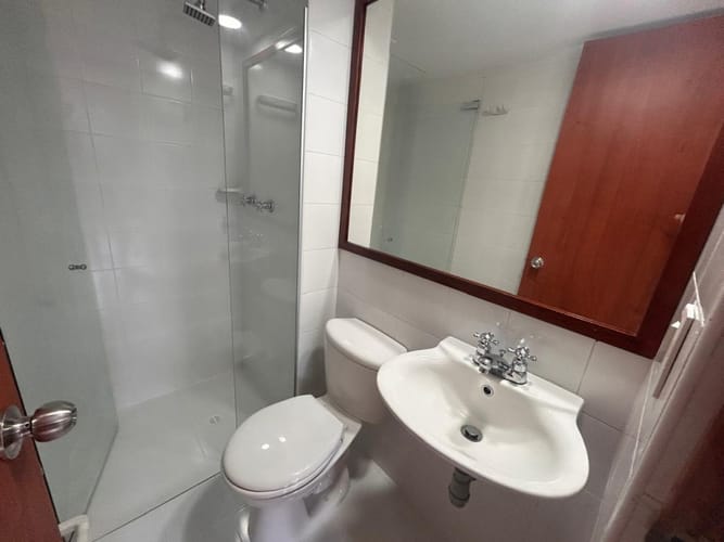 Apartamento de 2 alcobas en arriendo en Castropol, Medellín, 55 m² · foto 18 de 21