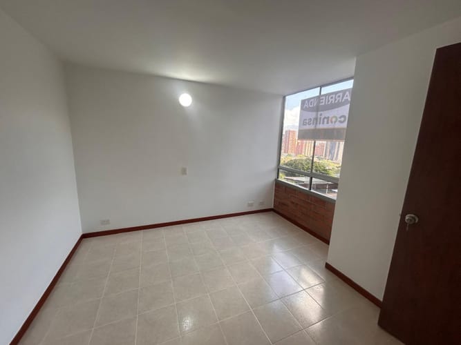 Apartamento de 2 alcobas en arriendo en Castropol, Medellín, 55 m² · foto 20 de 21