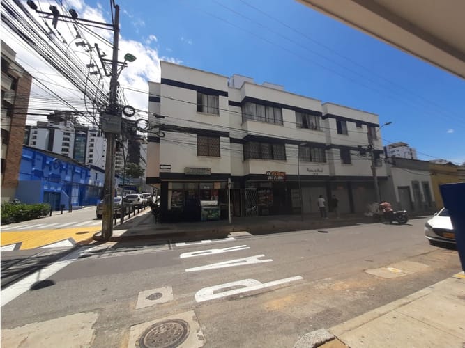 Edificio en venta en Bolivar, Bucaramanga, 470 m² · foto 3 de 3