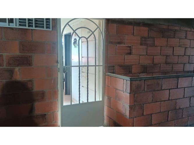 Apartamento de 3 alcobas en venta en Centro, Piedecuesta, 39 m² · foto 2 de 11