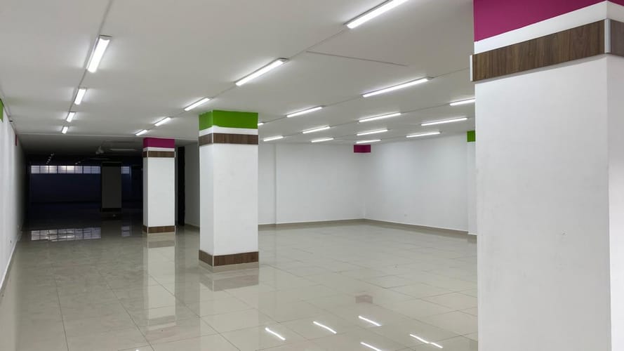 Local en arriendo en Sector Lago Uribe, Pereira, 400 m² · foto 7 de 9