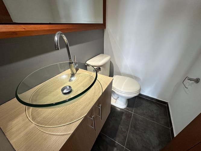 Apartaestudio en arriendo en Los Naranjos, Medellín, 70 m² · foto 12 de 16