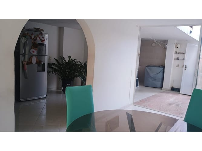 Casa de 4 alcobas en venta en Lagos Iii, Floridablanca, 142 m² · foto 10 de 24