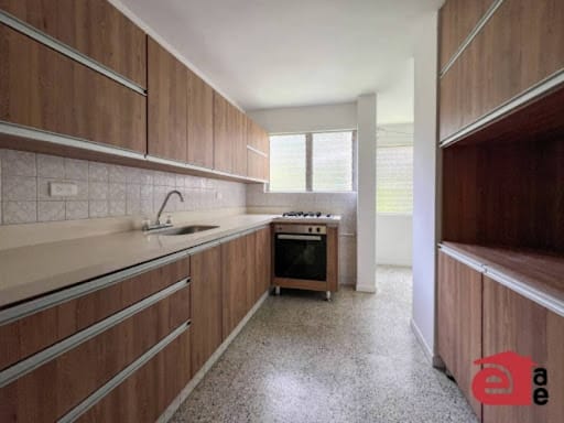 Apartamento de 3 alcobas en venta en San Lucas, Medellín, 155 m² · foto 4 de 17